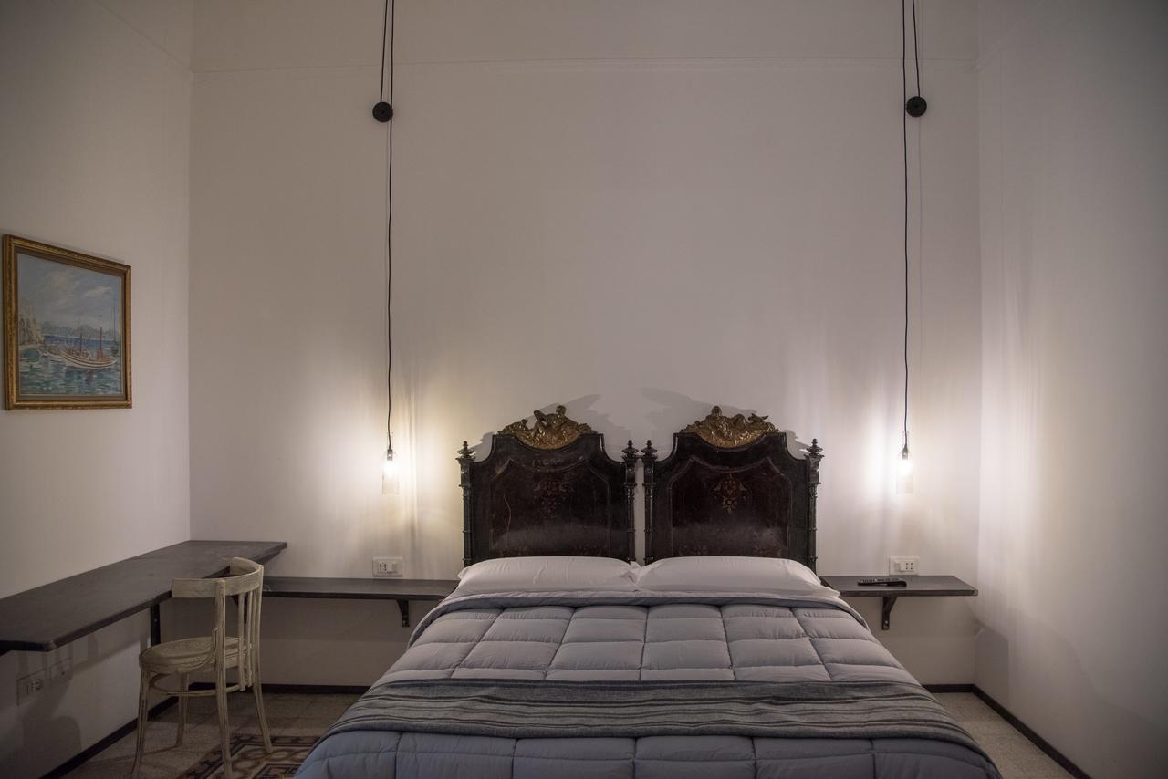 Villino Teresa Bed & Breakfast Салерно Екстериор снимка